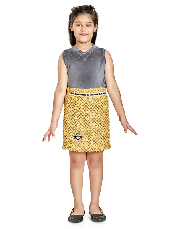 Girls Checkered Skirt with Top & Jacket 18191