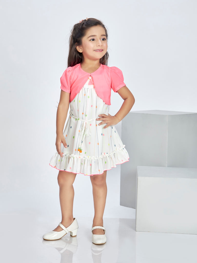 SS23-16048-White-G-M-1F1.jpg