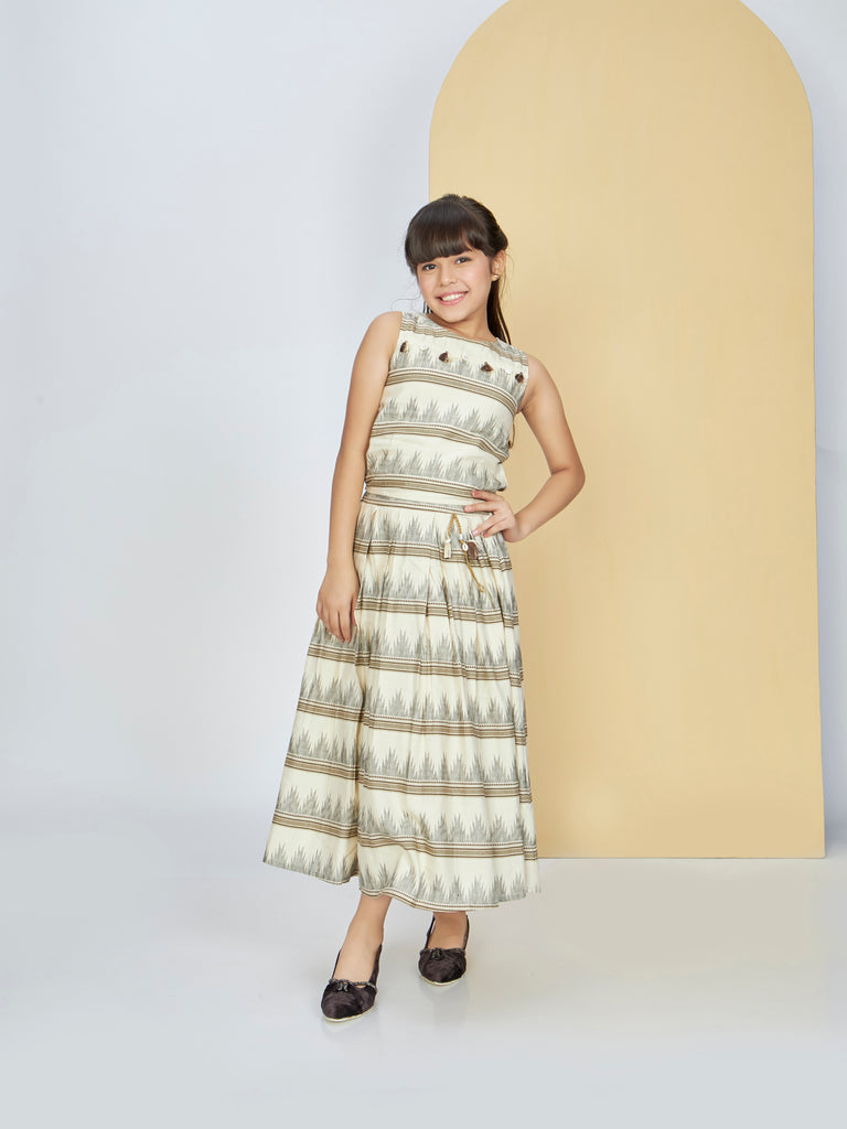 SS23-16063-Beige-G-M-1F1.jpg