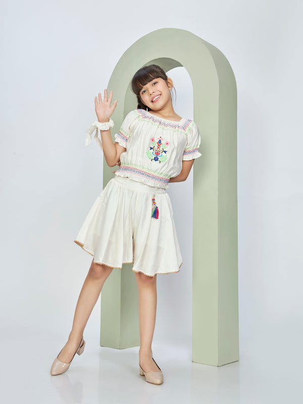 SS24-17166-Beige-G-M-1F3.jpg